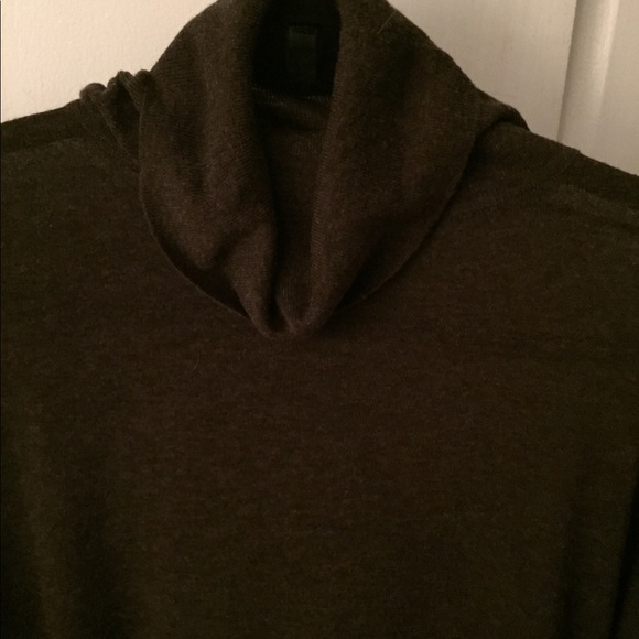 Vince lightweight wool turtleneck sweater tunic - Picture 2 of 7